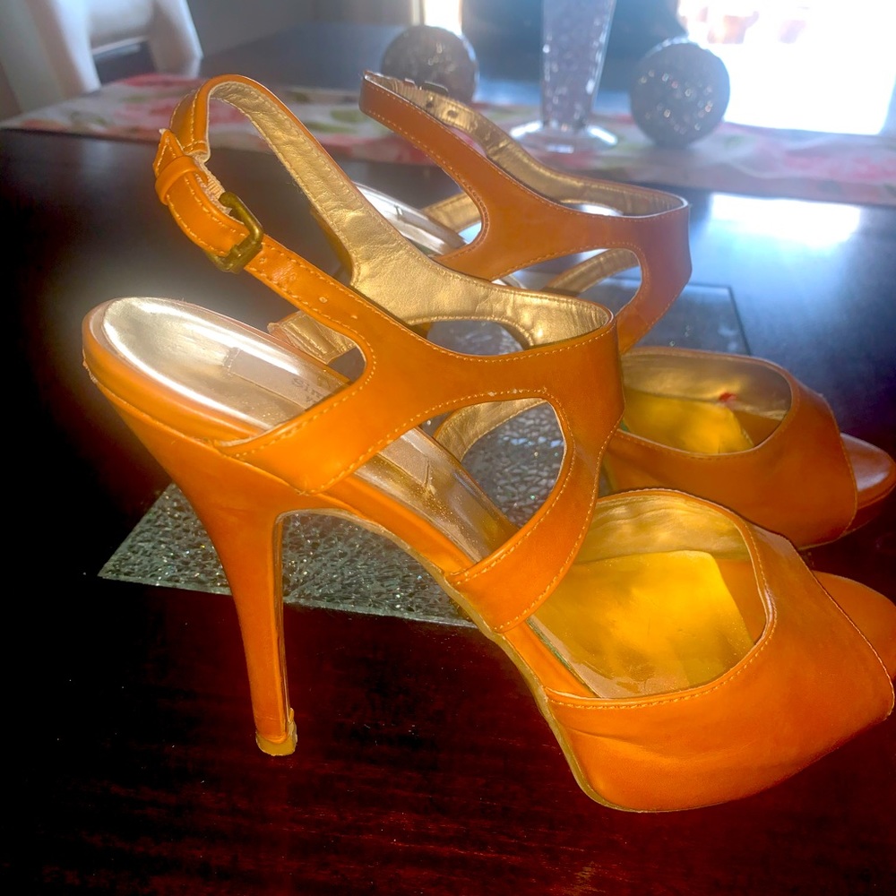 Brown Vera Wang Heels